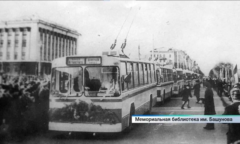 50 лет назад первый троллейбус вышел на улицы Барнаула