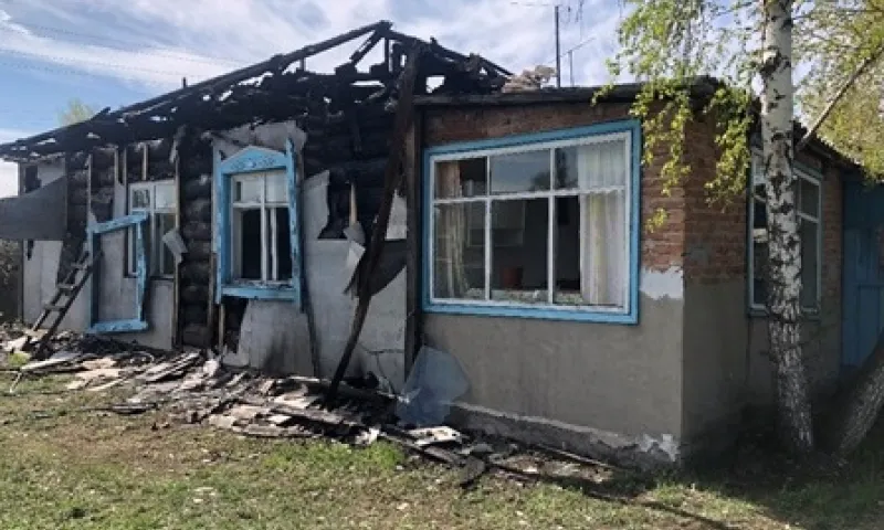 Мужчину, который убил старушку и сжёг её дом, посадят почти на 18 лет в Алтайском крае