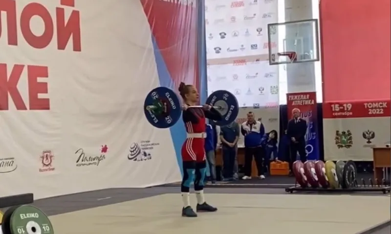 Барнаульская спортсменка стала первым мастером спорта по тяжелой атлетике среди женщин в Алтайском крае