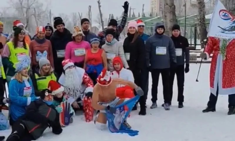 Забег обещаний устроили в Барнауле в первый день нового года