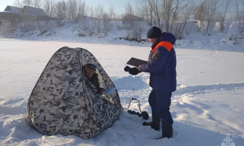 Всего одна ледовая переправа продолжает функционировать в Алтайском крае