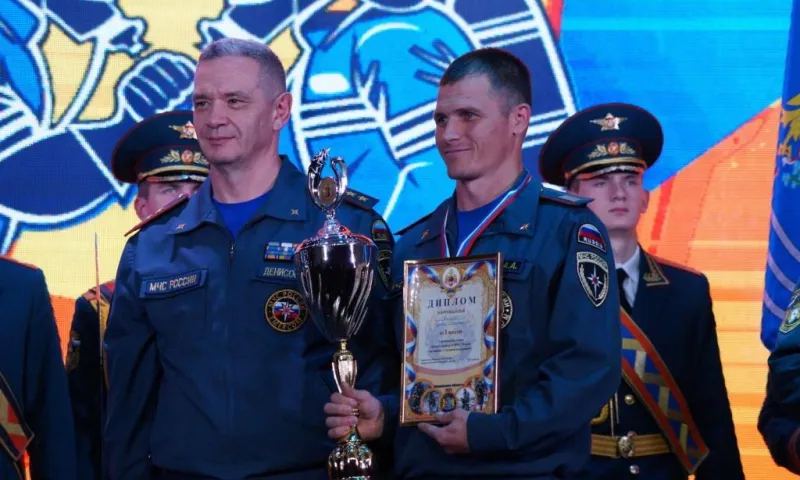 Житель Алтайского края стал лучшим пожарным России