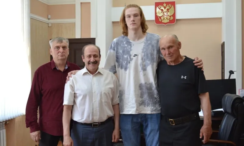 Рубцовчанин вошёл в сборную России по баскетболу