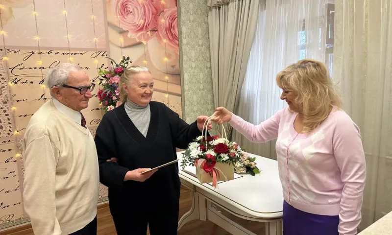У любви нет границ: 100-летний жених и 75-летняя невеста заключили брак в Нижнем Новгороде