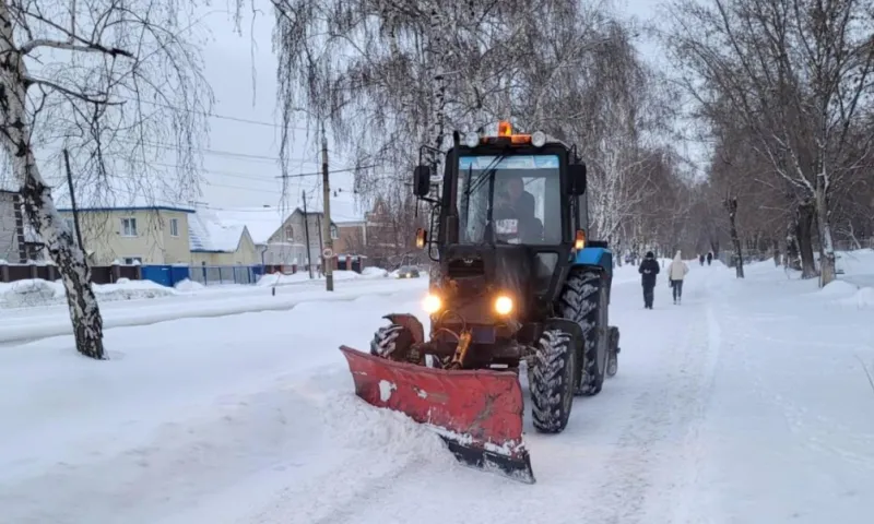 Улицы Барнаула в выходные дни будут очищать в штатном режиме