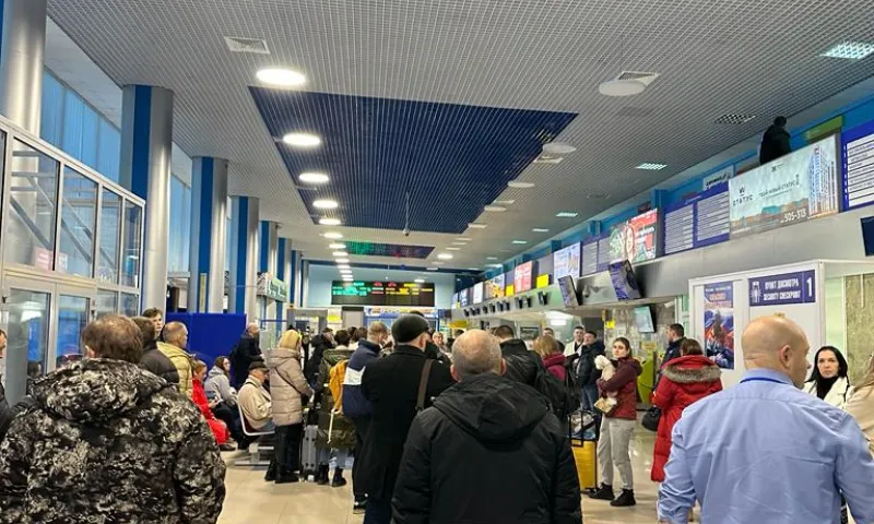 Авиакомпанию оштрафовали за задержку рейса из Барнаула 