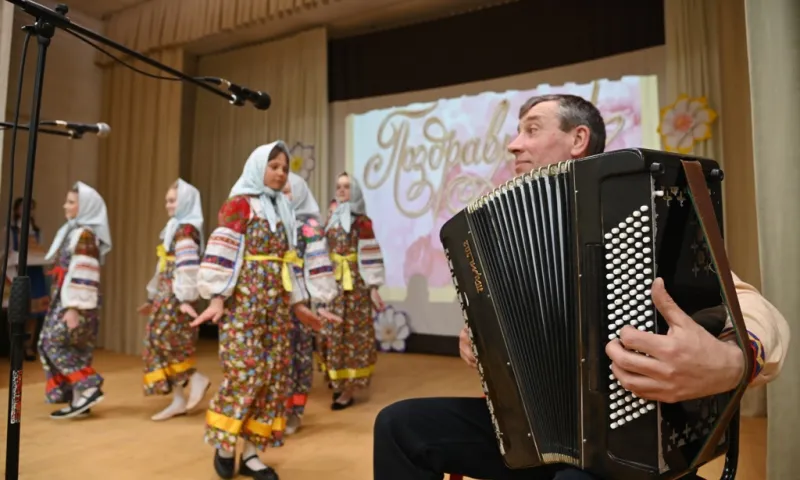 Капитально отремонтированный ДК открыли в селе Локтевского района
