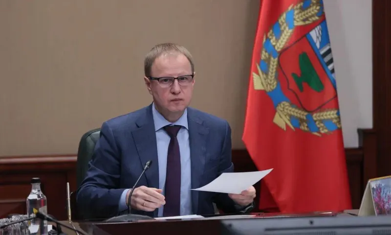 Губернатор Виктор Томенко обсудил волнующие жителей Алтайского края темы в рамках большого интервью