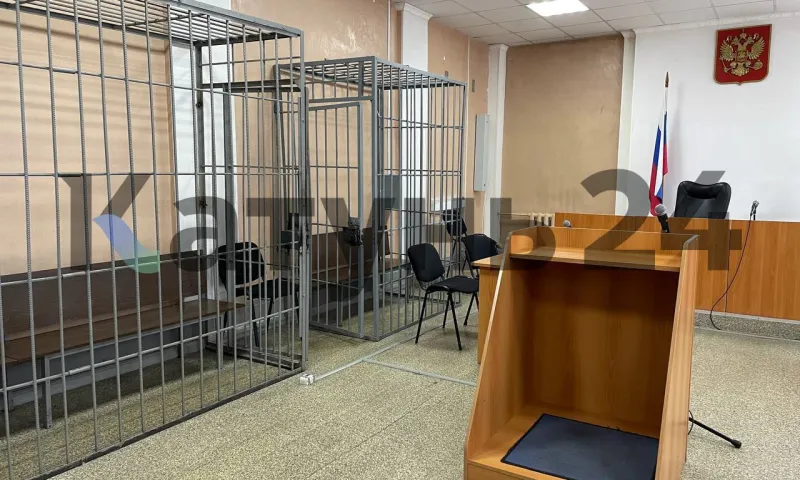 В Барнауле началось судебное заседание по делу «политеховского маньяка» Виталия Манишина