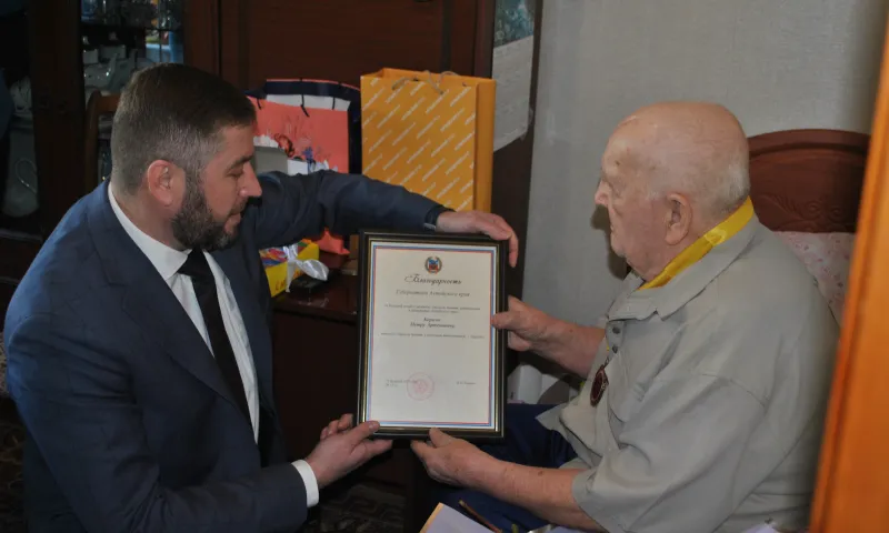 Ветерана алтайской журналистики поздравили с 90-летием 