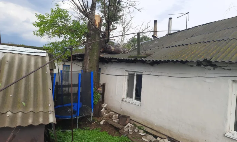 Жители Шипуновского района остались без света из-за непогоды 