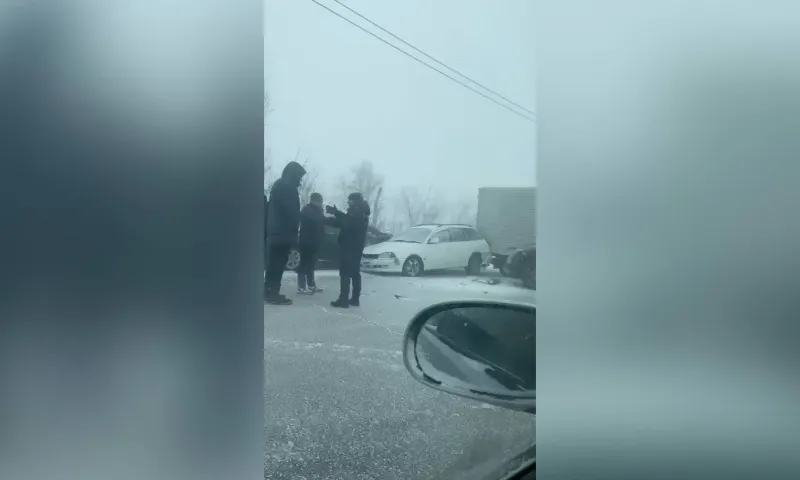 Массовое ДТП произошло на трассе под Барнаулом