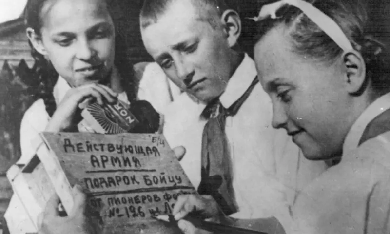 80 лет назад в городе-курорте Белокурихе закончилась самая длинная артековская смена