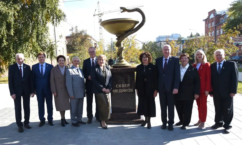Сквер медиков открыли в Барнауле