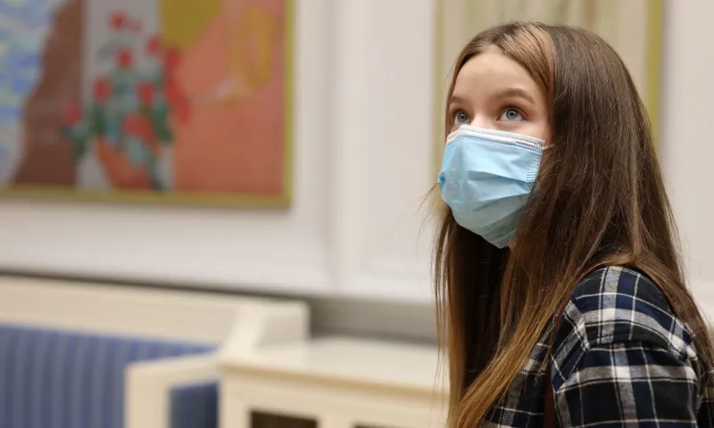 Передвижная выставка «Отечественное искусство. Век XX-й» открылась в пригороде Барнаула