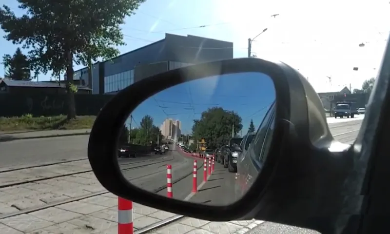 Мост закрыли. На чём барнаульцам сейчас быстрее добраться до работы