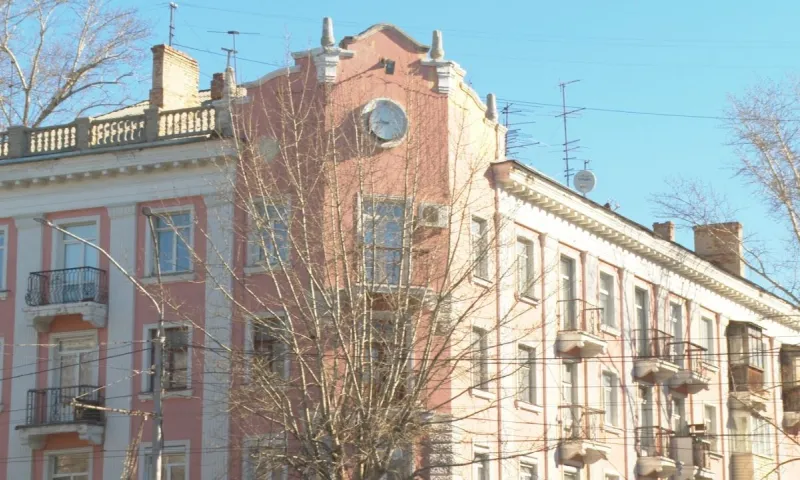 Историк объяснил, зачем нужны механические башенные часы в Барнауле и надо ли менять их на электронные