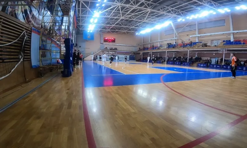 Барнаул впервые принимает матчи Высшей лиги российского чемпионата по мини-футболу