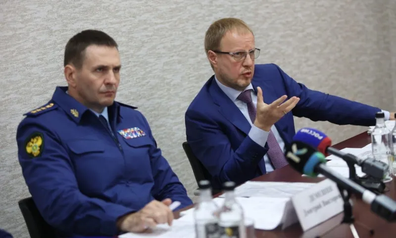 Губернатор Алтайского края и заместитель генерального прокурора России провели личный приём граждан в Бийске