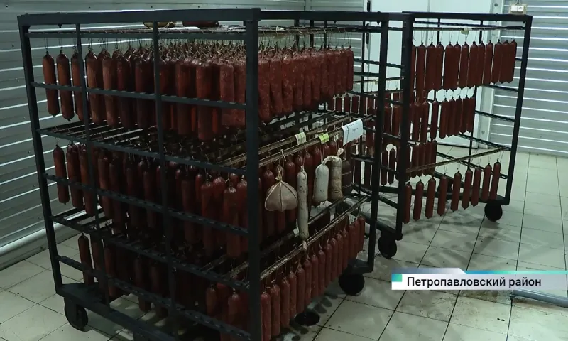 На алтайском мясоперерабатывающем предприятии смогли в два раза увеличить скорость производства мясных изделий